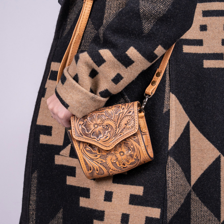 Hand-Tooled Leather Wallet Bag brown – Western Crossbody