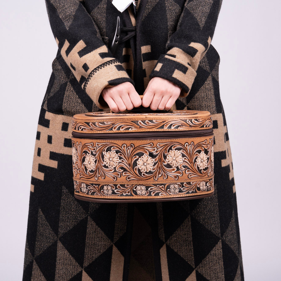 Hand-Tooled Leather Jewelry Case tan – Oval Floral Organizer